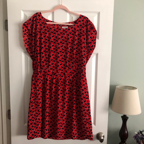 Old Navy Dresses & Skirts - Old Navy heart print short sleeve dress in size XL
